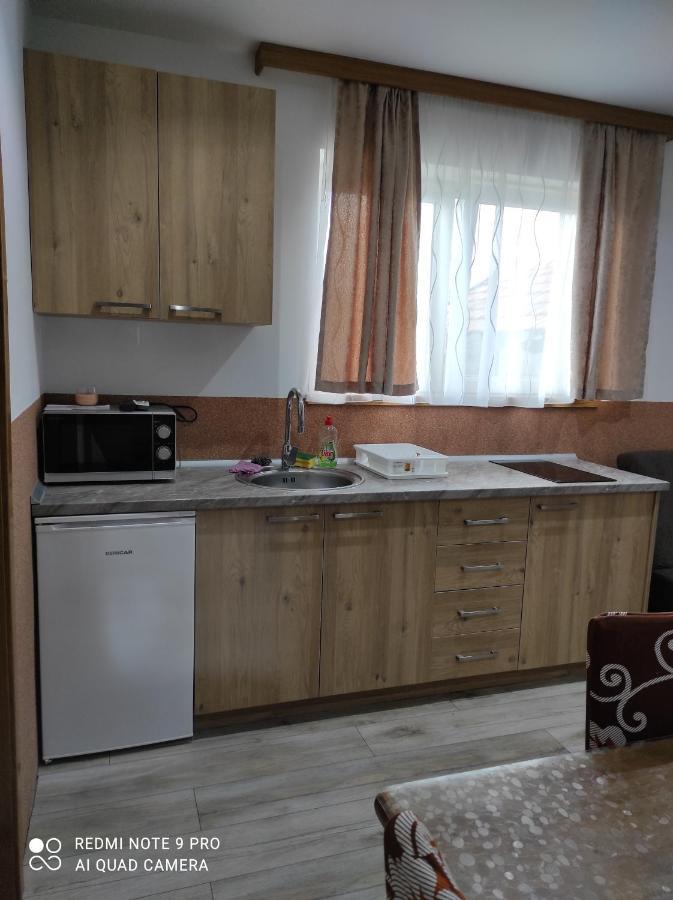 Apartman Jakov Rakovica Exteriér fotografie